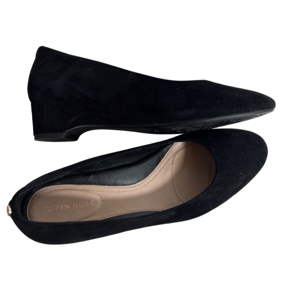 Taryn Rose
Babs Suede Demi-Wedge Comfort Pumps Black Suede